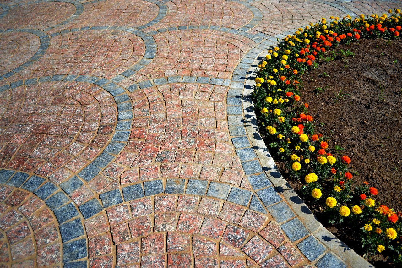 <span style="font-weight: bold;">Гранитная брусчатка</span>